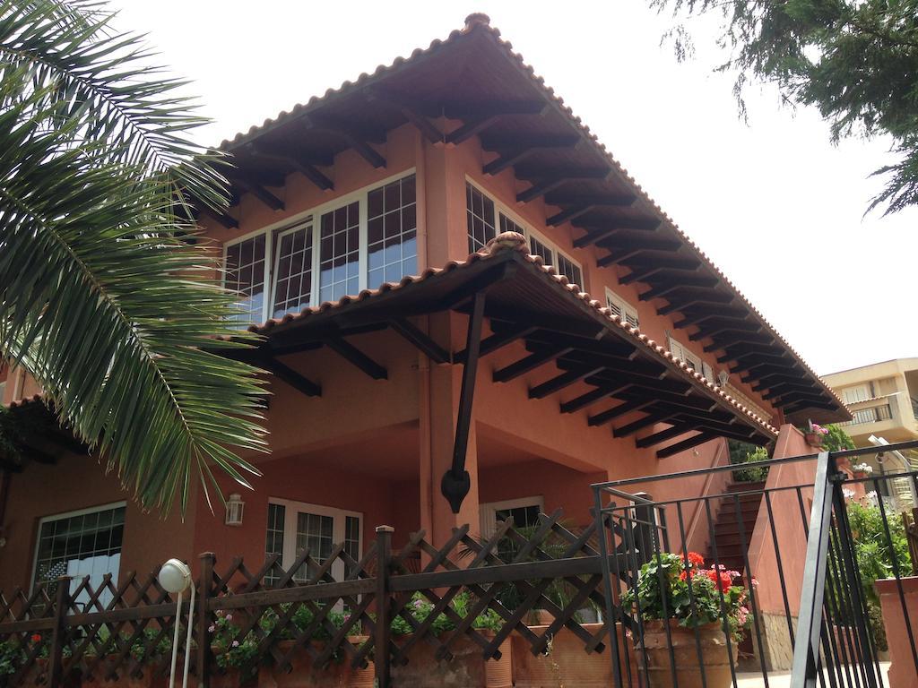 B&B Villa Di Giorgi Cefalù Eksteriør bilde
