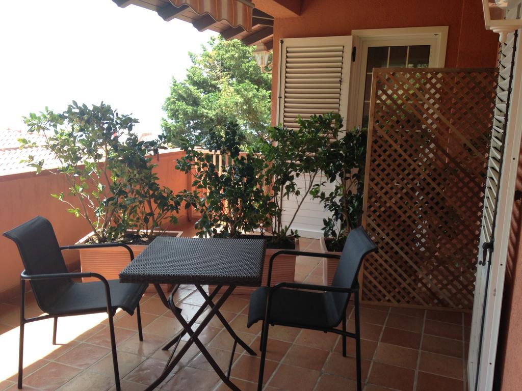 B&B Villa Di Giorgi Cefalù Rom bilde